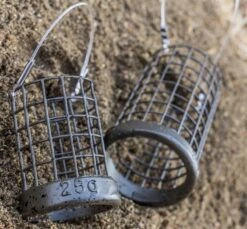 Distance Cage Feeders -Visproducten Winkel preston innovations distance cage feeders small 4